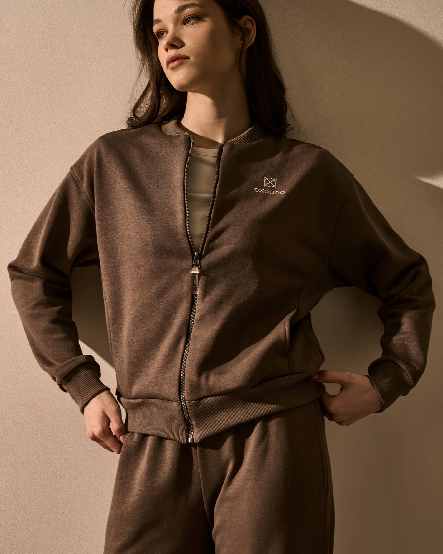 картинка Толстовка женская МОДЕЛЬ 21/OXO-4596-1331 от магазина Одежда+