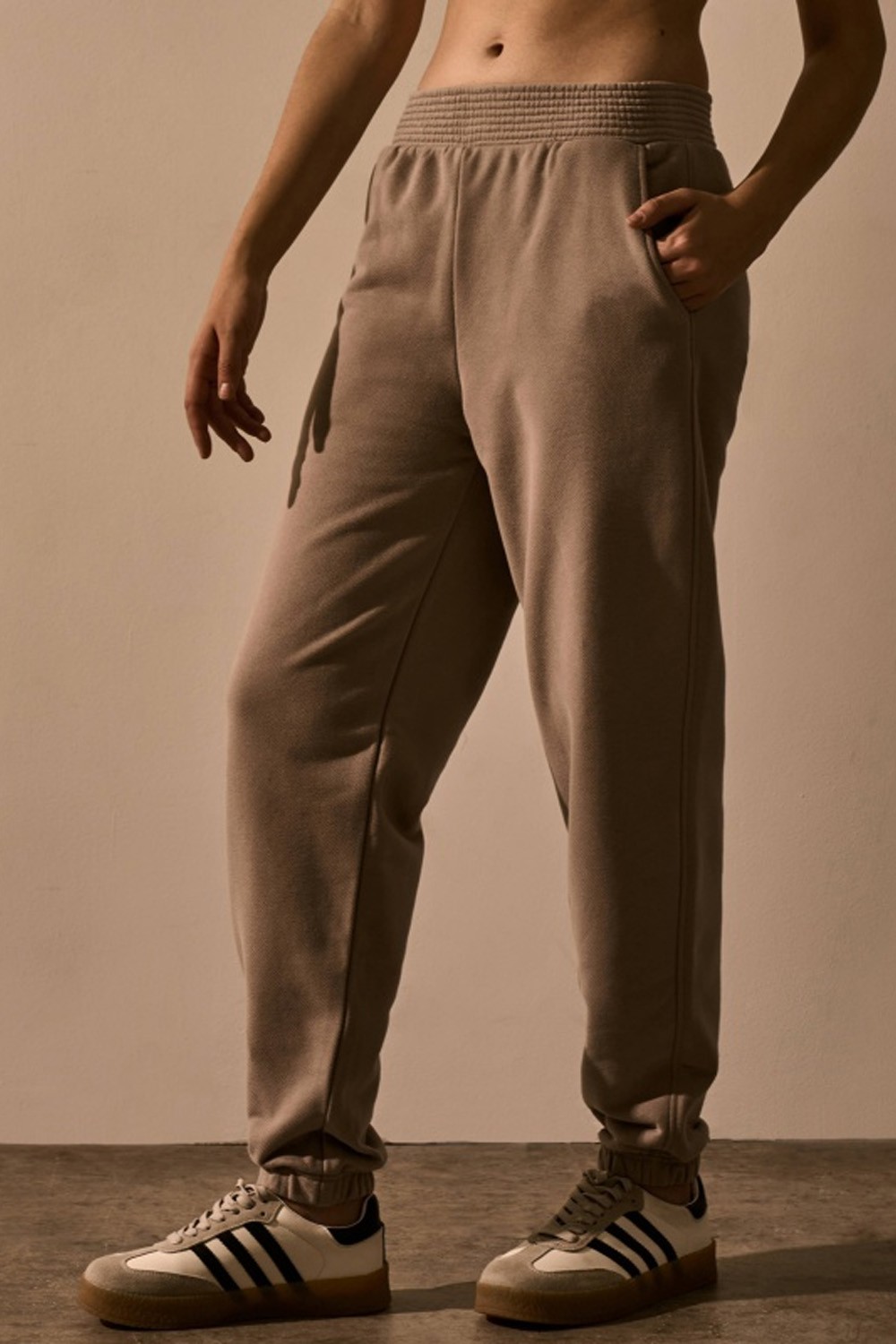 картинка Брюки женские МОДЕЛЬ 53/OXO-4303-324 от магазина Одежда+