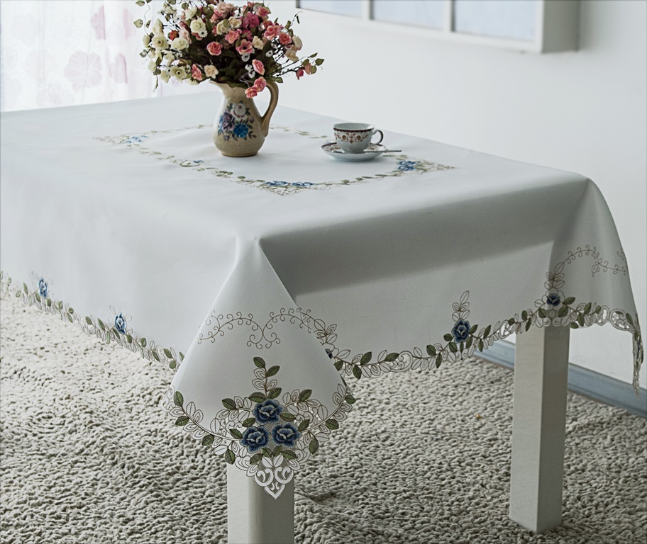 картинка Скатерть"Карвен" с вышивкой 160*300/М 700-5 от магазина Одежда+